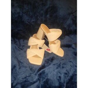 A New Day Womens Jessa Heels  Cream Sz 5